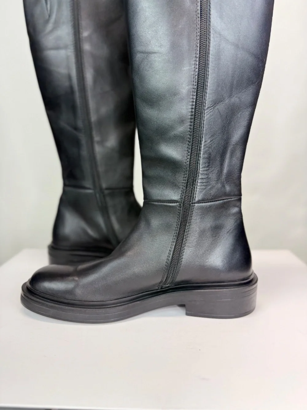 La CANADIENNE Black Leather Over-the-Knee Riding Boots